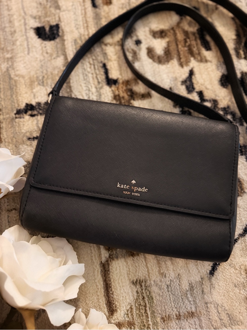 kate spade Black Leather Crossbody with Gold Logo Authentic Sleek